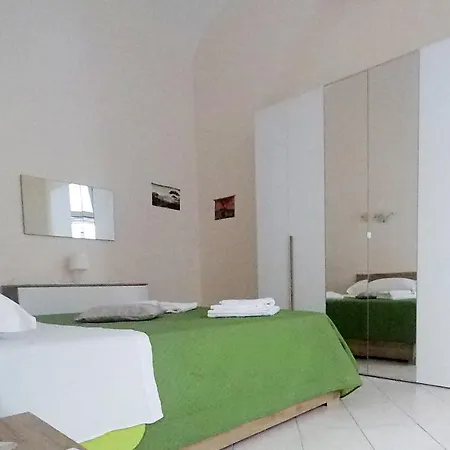 Casa Vacanze Nonna Luisella Naples Extérieur photo