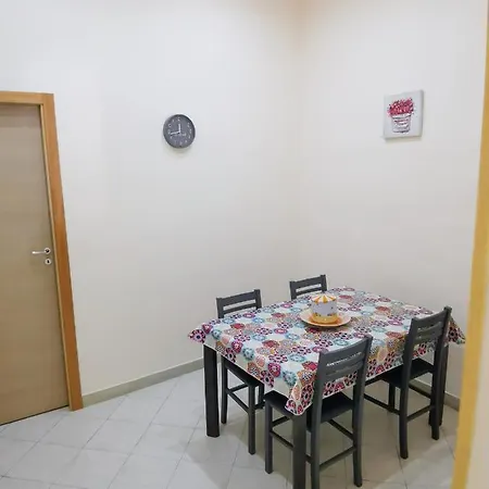 Casa Vacanze Nonna Luisella Naples Extérieur photo